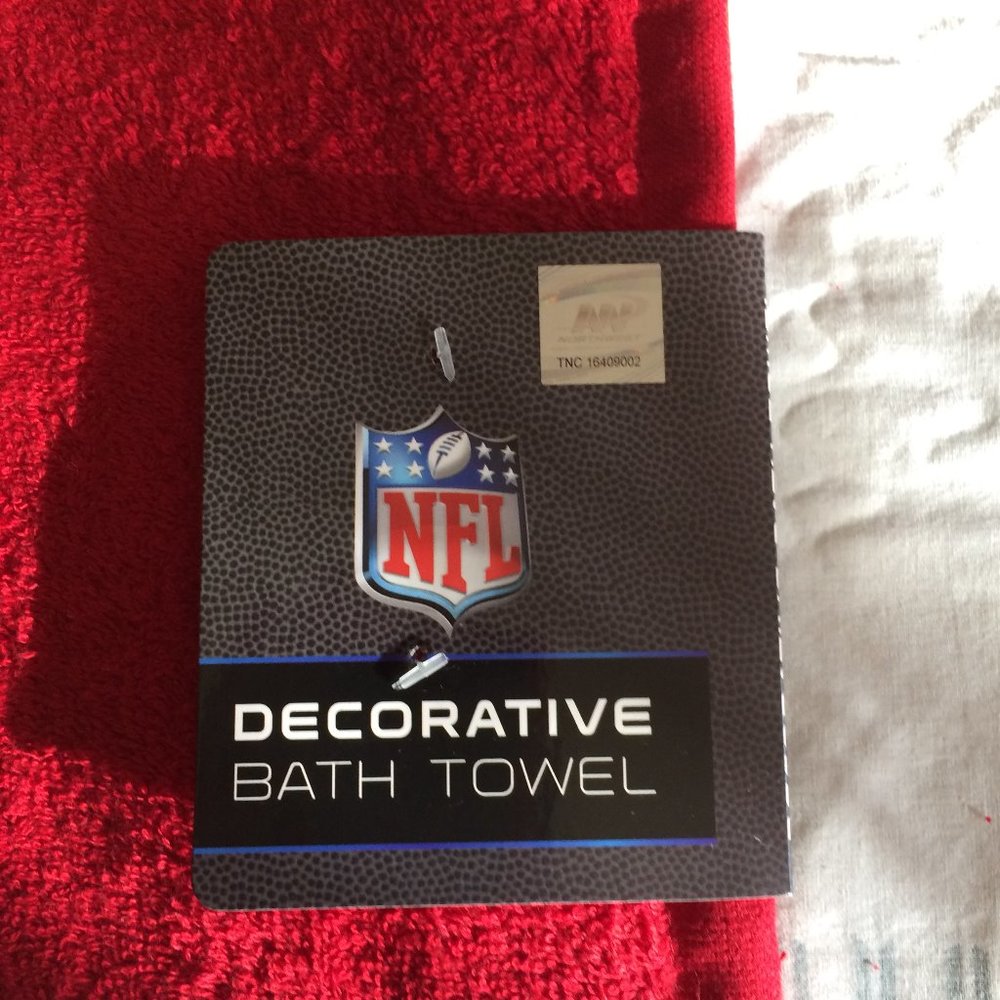 TOWEL- ATLANTA FALCONS - Picture 2 of 4